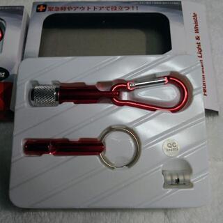 2個セット　アルミライト&ホイッスル カラビナ付 29691の画像