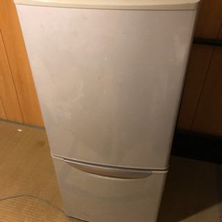 定価27090円の冷蔵庫！直接取りに来てくれる方半額で差し上げます！値段も交渉も気軽にどうぞ^_^