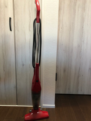 赤い掃除機