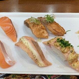 すし大臣 佐賀店の調理担当の方を募集します。の画像