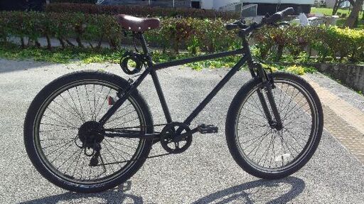 太めタイヤのマウンテンバイク風の中古自転車　
