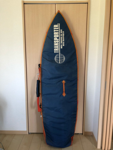 サーフボード ショート