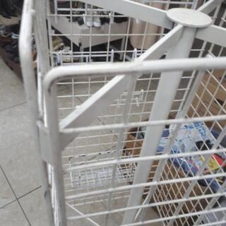 閉店セール！【リブラ店】回転式　什器　キャスター付きの画像