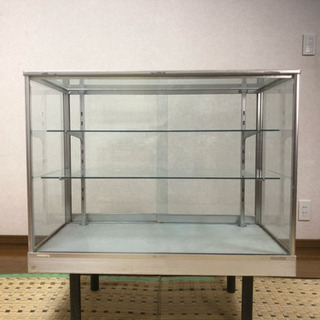 ガラスケース、ディスプレイケース、コレクションケース