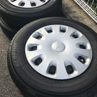 ダイハツ  タント　純正ホイルキャップつき　タイヤ4本セット