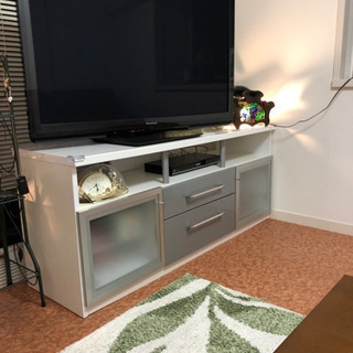 テレビ台の画像