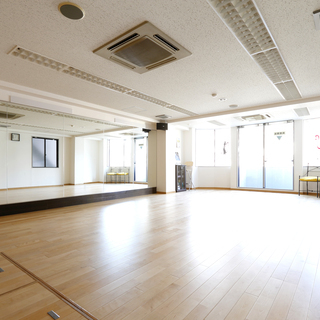 レンタルスタジオ やってます　新宿曙橋駅駅真上のダンススクールの画像