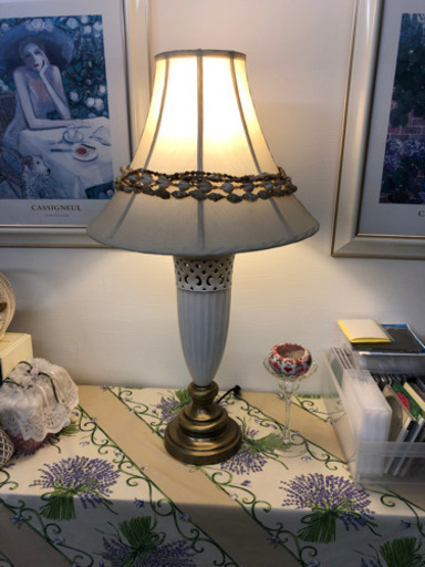 照明器具 絵 額