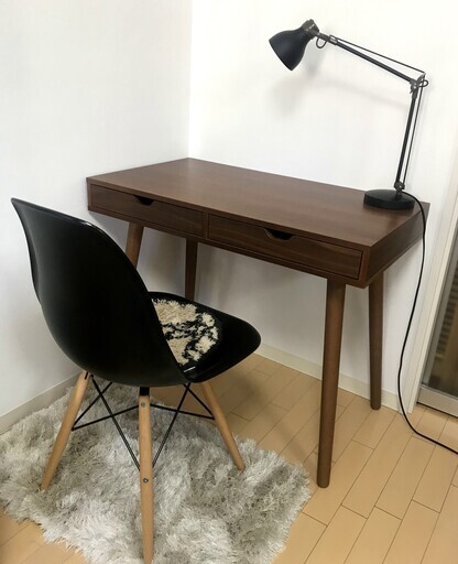 机+椅子+ライトを3点セットで