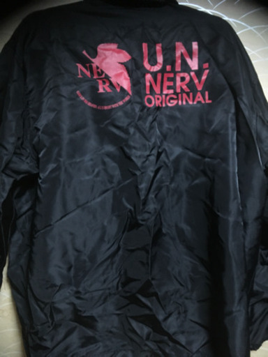 エヴァ ブルゾン他