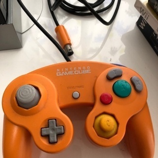 Wiiとその他付属品【ゲームキューブコントローラー、ソフトなど】の画像