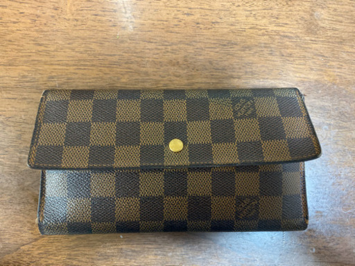 VUITTON ダミエ　三つ折り　長財布