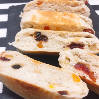 🍎ドライフルーツパン一緒に作りませんか？🍞