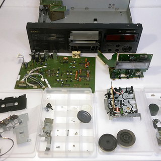●完売　オーバーホール済★TEAC 3ヘッド カセットデッキ「V-1010」再生・録音動作OK★ドライブベルト新品★良音質★ の画像