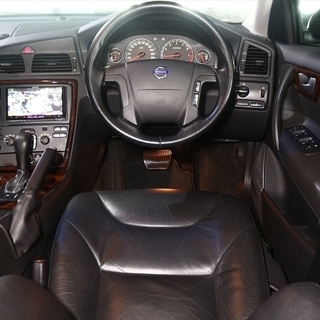 【車検２年付】  ボルボ V70 2.5T サンルーフ/地デジ/ETC/Bカメラ☆自社ローン・オートローン全国対応の画像