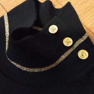 婦人ハイネックセーター新品の画像