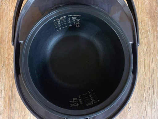 美品★TIGER 土鍋IH炊飯ジャー ★JKN-B10T★白米5.5合炊き★2013年製★動作OK★（674）AKARI