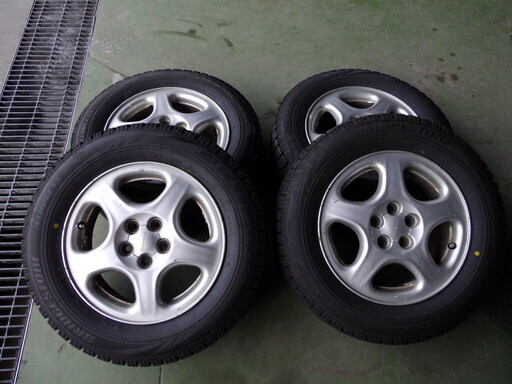 195/65R15　VRX　17製　バリ山