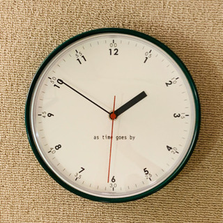 掛け時計　緑　シンプル