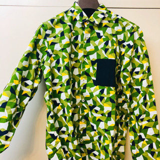 シャツ(M)500円で譲ります。の画像