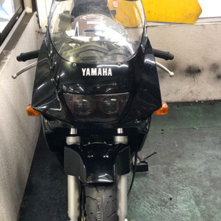 低走行FZR250🛵の画像