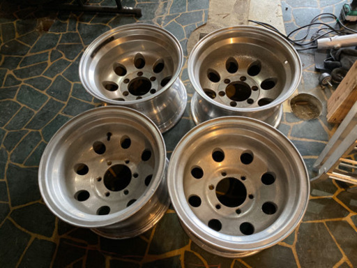 引取限定！ミッキートンプソン 10J アルコア クラシック 35×14.5-15 マッドタイヤ