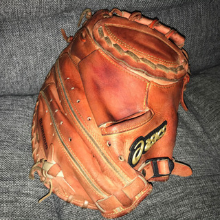 値下げしました！硬式キャッチャーミット アシックス GOLDSTAGE GLORIOUSの画像