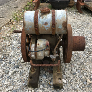 古い発動機