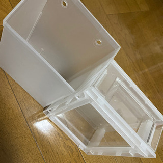 レターケースと透明ケース