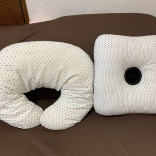 授乳用クッションと円座の画像