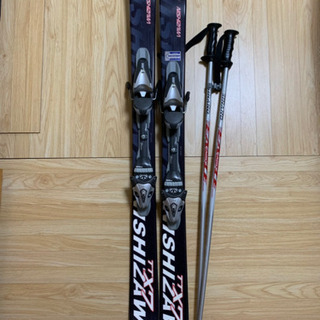 取引完了【ウィンタースポーツの定番】スキー板、ストック、靴 ３点セット の画像