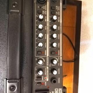 Roland アコースティックギター用アンプAC-90の画像