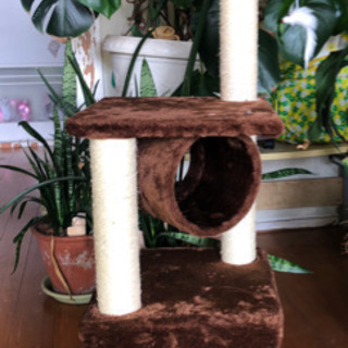 ねこタワー 組み立て済み。値下げ
