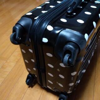 スーツケースの画像