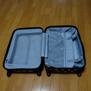 スーツケースの画像