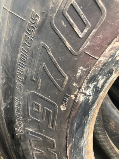 バス用10R22.5バリ溝2本セット