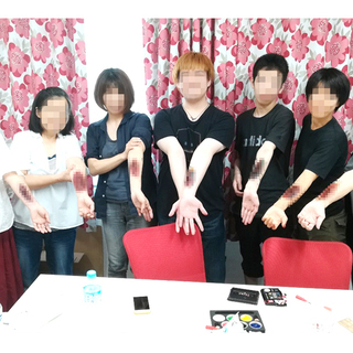 ハロウィンメイクワークショップ!リアルな傷メイクを修得できます。