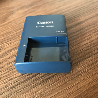 【値下げ】キヤノン　バッテリーチャージャー　CB-2LX
