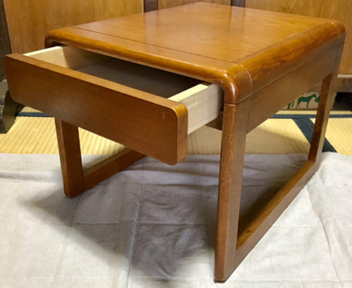 カリモク 美品 ローテブル  サイドテーブル 文机 高さ37cm  幅40cm  奥行き47・5cm