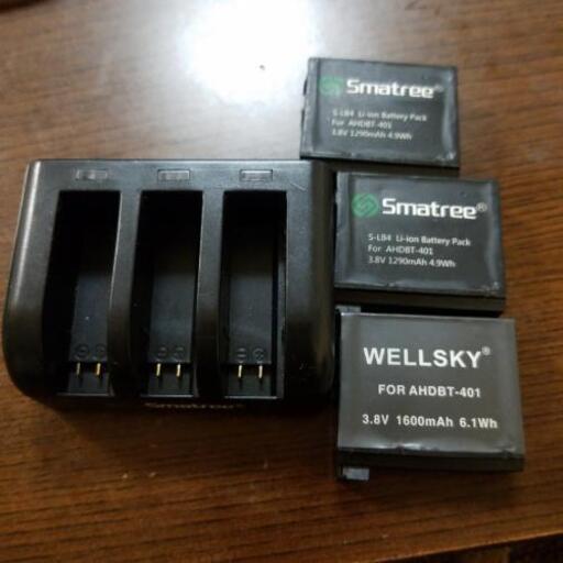 値下げ　ゴープロ　充電器　バッテリー4つ