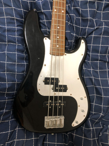 スクワイア　ベース　ケース付き！STANDARD SERIES PRECISION BASS PJ