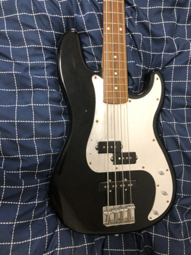スクワイア　ベース　ケース付き！STANDARD SERIES PRECISION BASS PJ