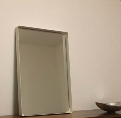 10/25まで　処分間近！　ウォールミラー　IKEA
