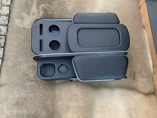 ハイエース（ワイド）コンソールボックス（中古品）