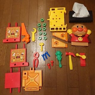 アンパンマンの知育玩具２個セット 「アンパンマン大工さん」「鉄琴」の画像