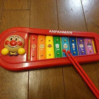 アンパンマンの知育玩具２個セット 「アンパンマン大工さん」「鉄琴」の画像