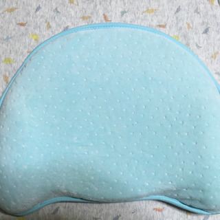 引取先決定 バンビノ ベビー枕 絶壁防止の画像