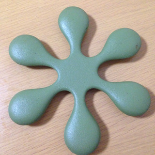 【売約済】岩鋳製 南部鉄器 鉄瓶と鍋敷きのセットの画像