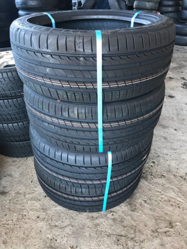 215/45/17 新品タイヤ入荷しました★交換込み★