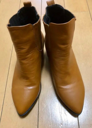 キャメルブラウンのサイドゴアブーツ  超美品